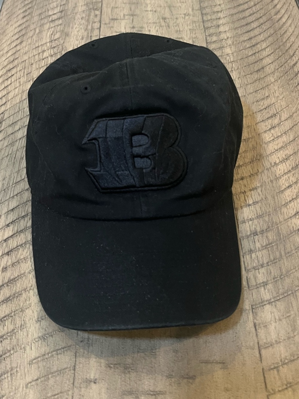 47 Brand Black Embroidered 'B' Baseball Cap